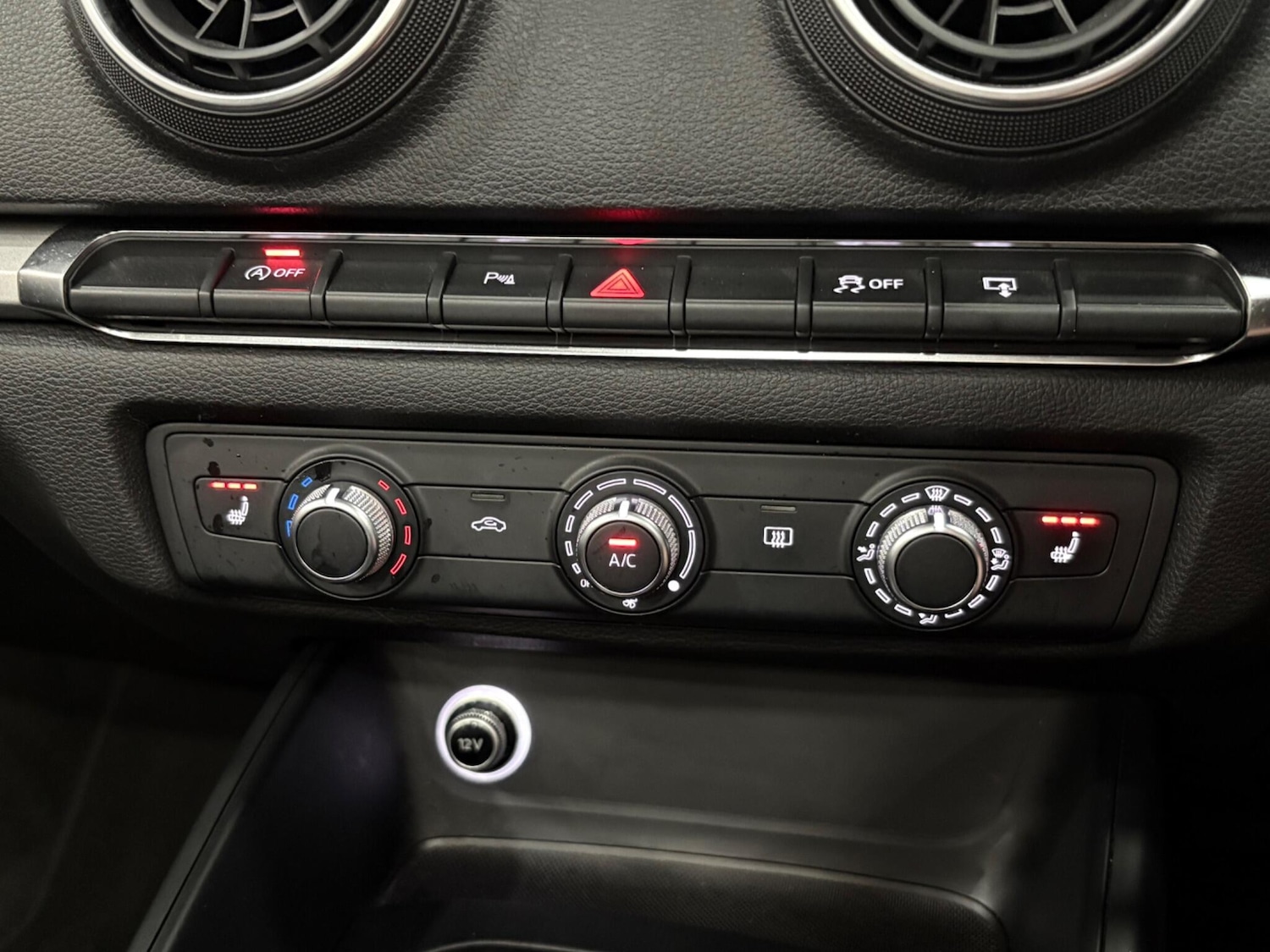 Used Audi A3 Cabriolet for sale - 77020882: Photo 29