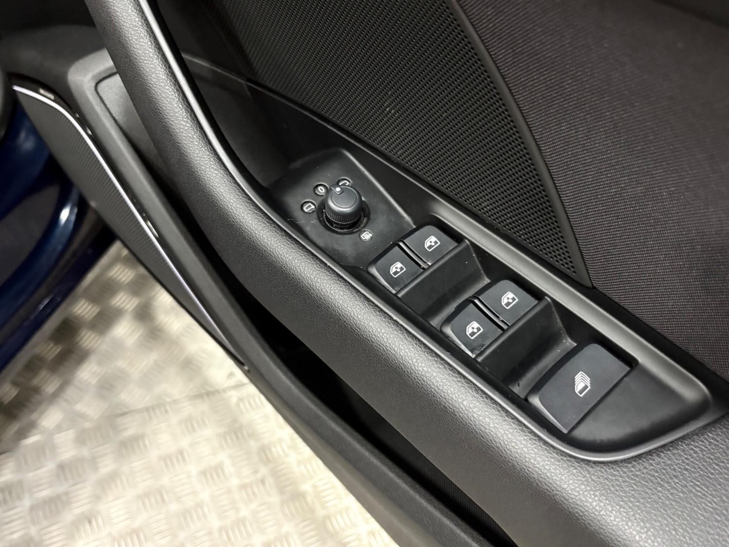 Used Audi A3 Cabriolet for sale - 77020882: Photo 34