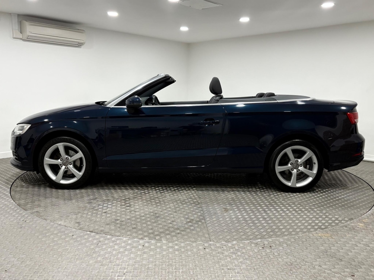 Used Audi A3 Cabriolet for sale - 77020882: Photo 6