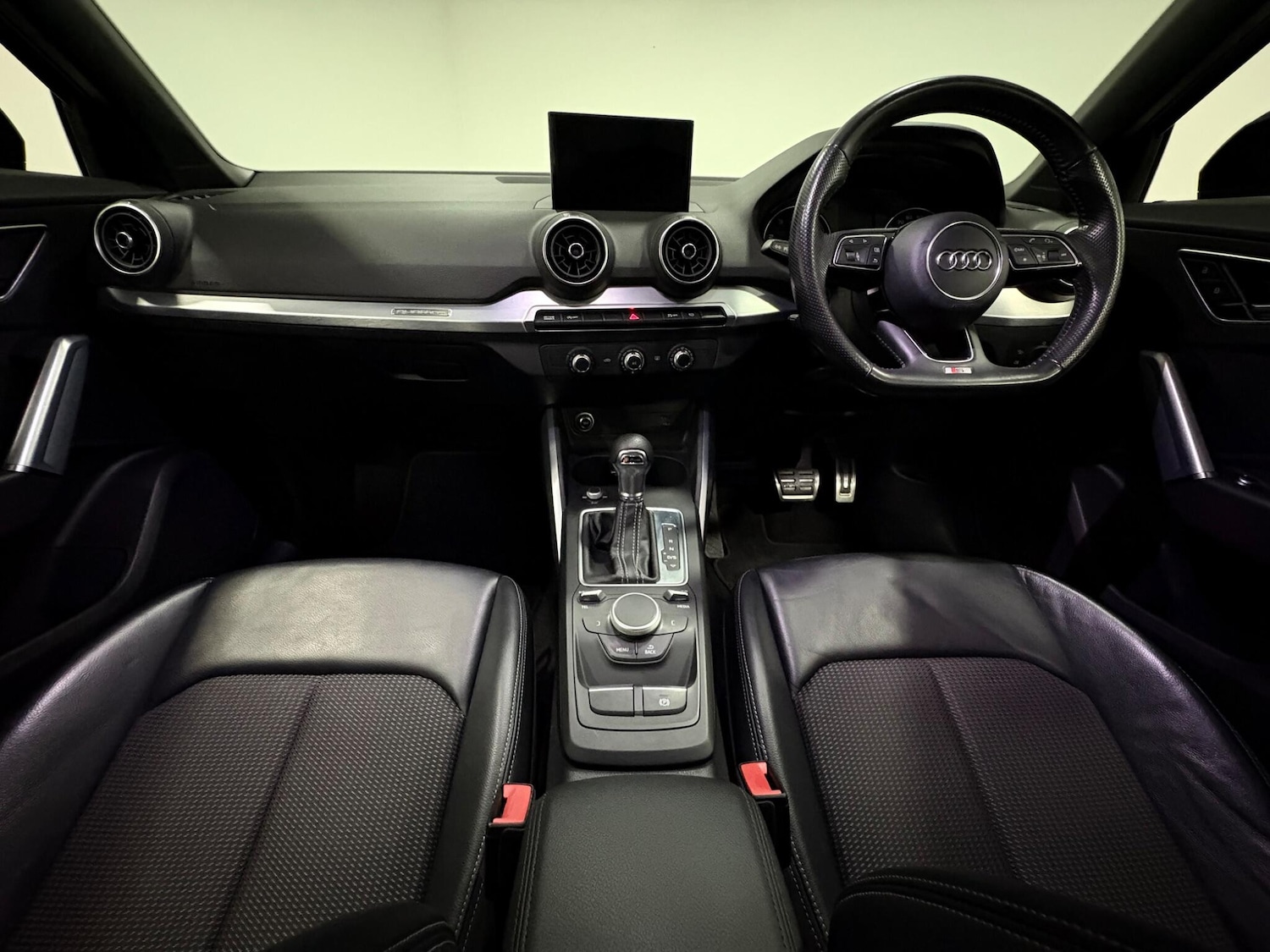 Used Audi Q2 2017 for sale - 77021359: Photo 10