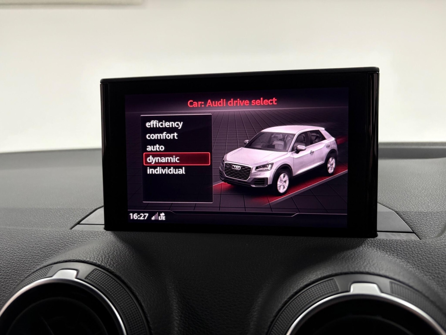 Used Audi Q2 2017 for sale - 77021359: Photo 23