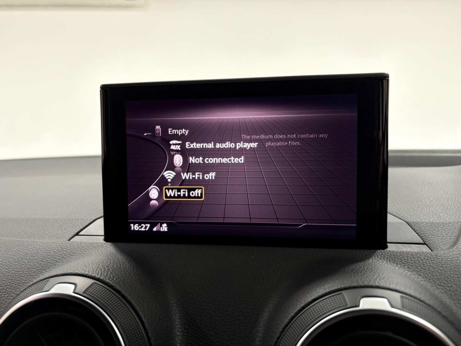 Used Audi Q2 2017 for sale - 77021359: Photo 27