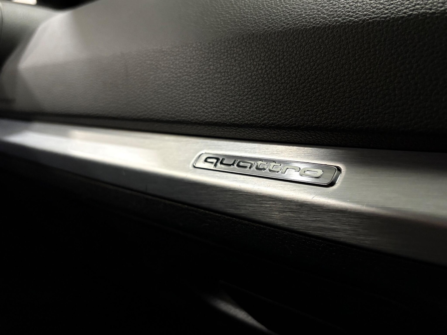 Used Audi Q2 2017 for sale - 77021359: Photo 33