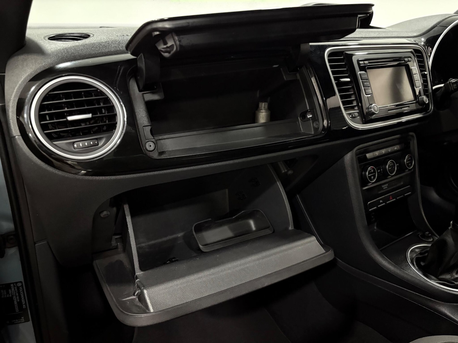 Used Volkswagen Beetle 2015 for sale - 77440195: Photo 28