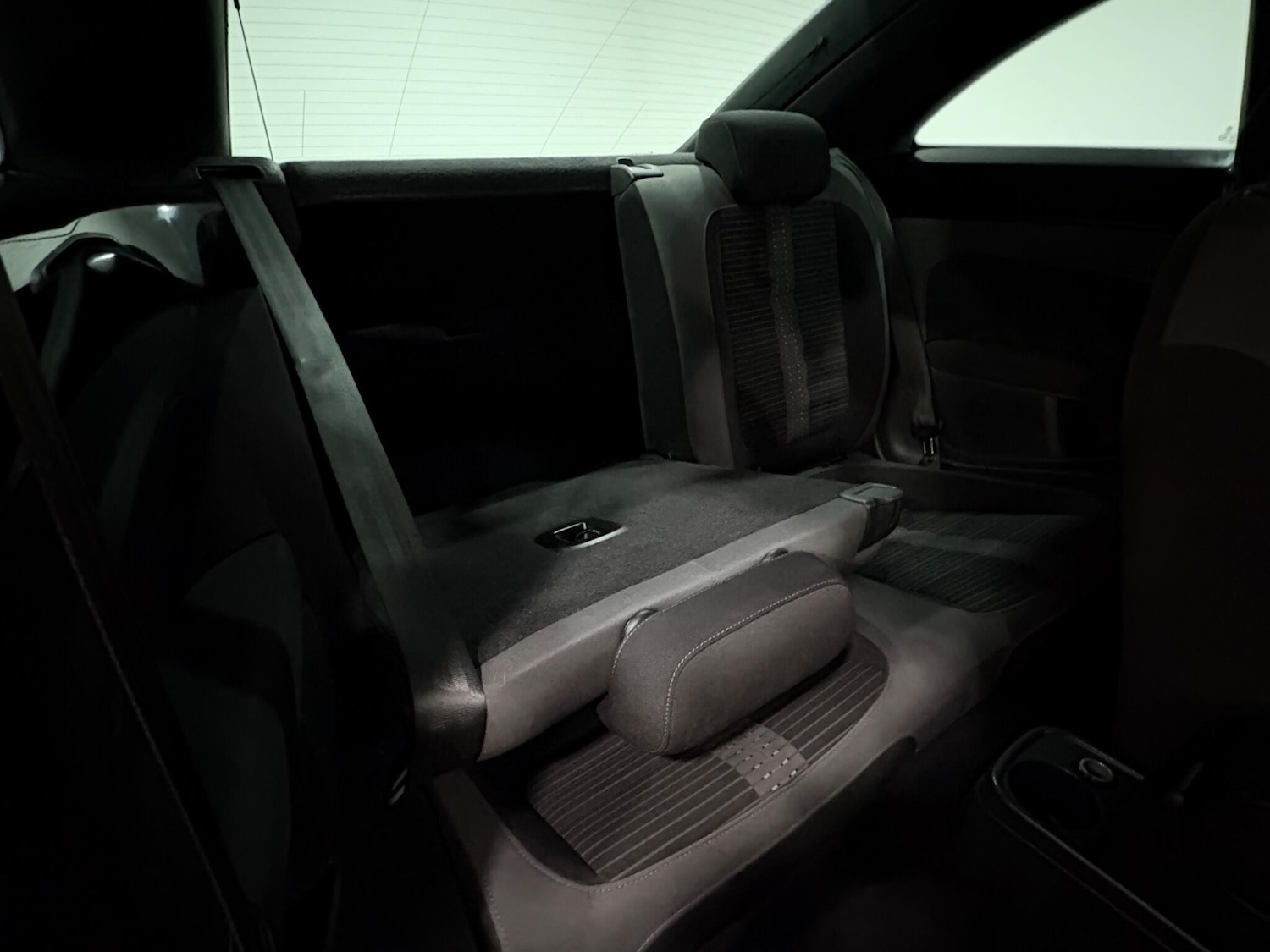 Used Volkswagen Beetle 2015 for sale - 77440195: Photo 34