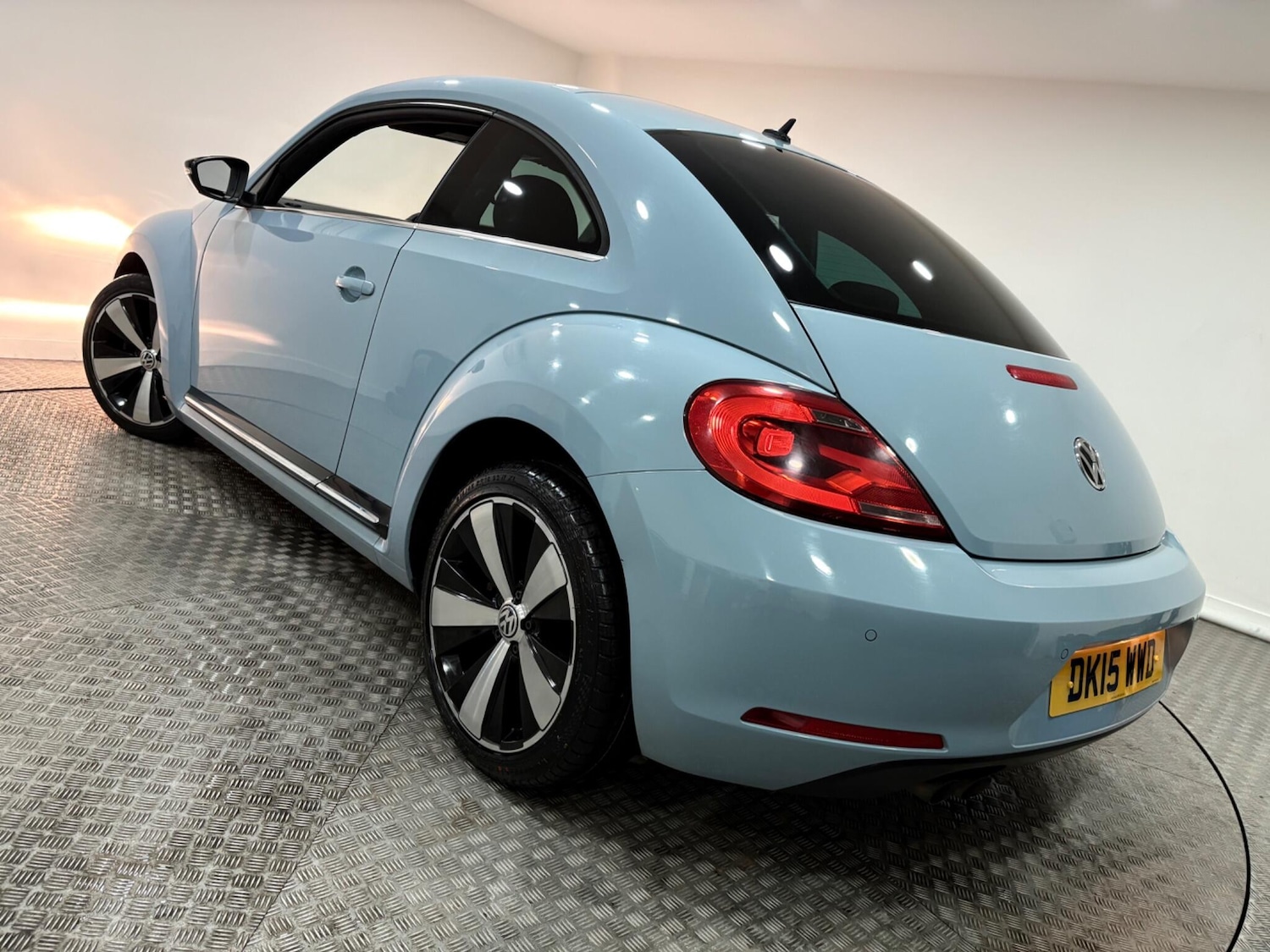 Used Volkswagen Beetle 2015 for sale - 77440195: Photo 40