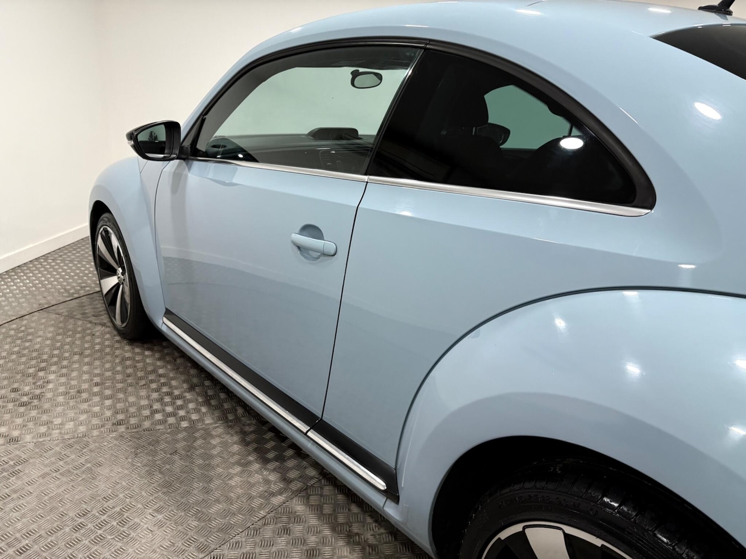Used Volkswagen Beetle 2015 for sale - 77440195: Photo 42