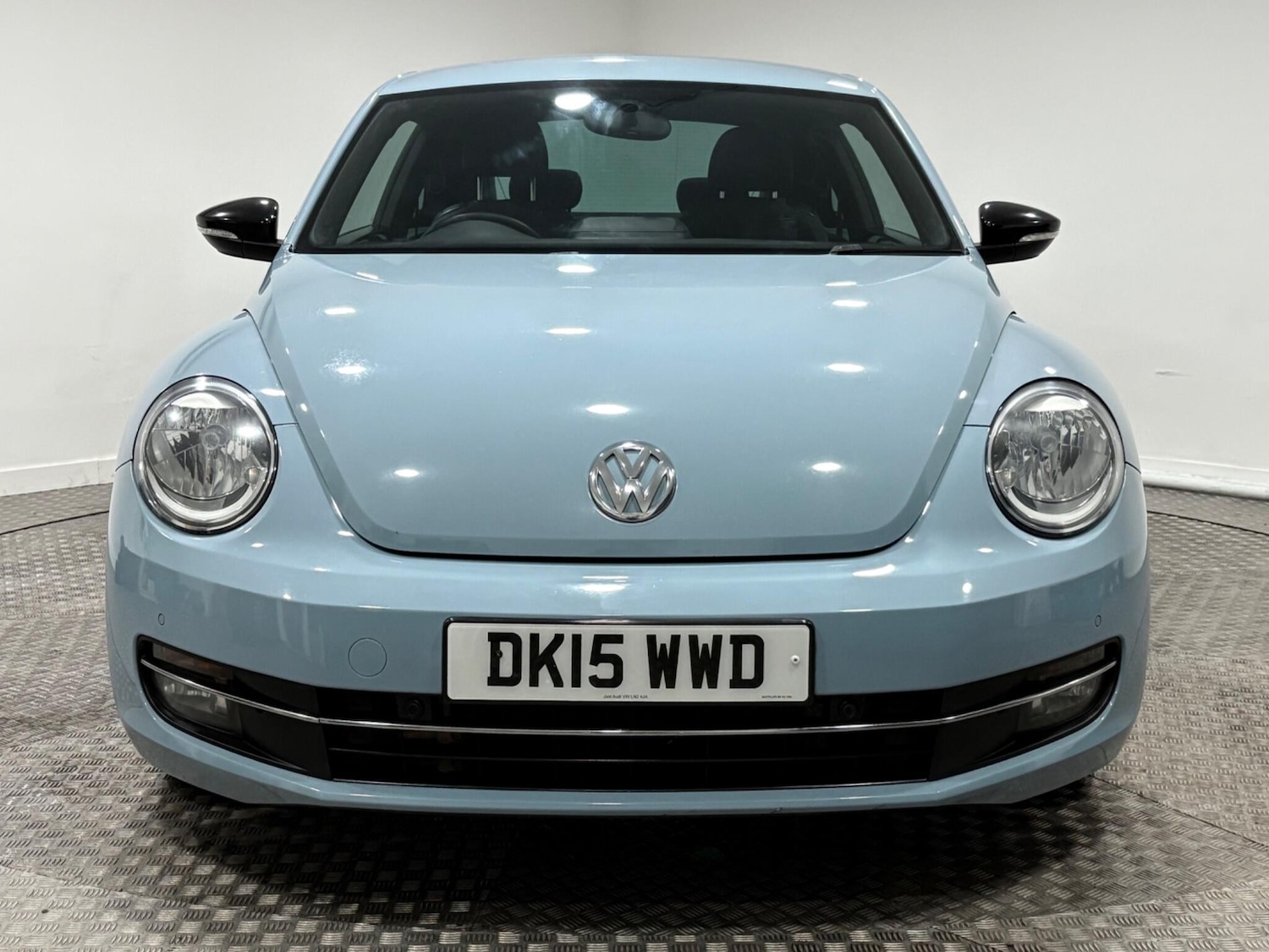 Used Volkswagen Beetle 2015 for sale - 77440195: Photo 8