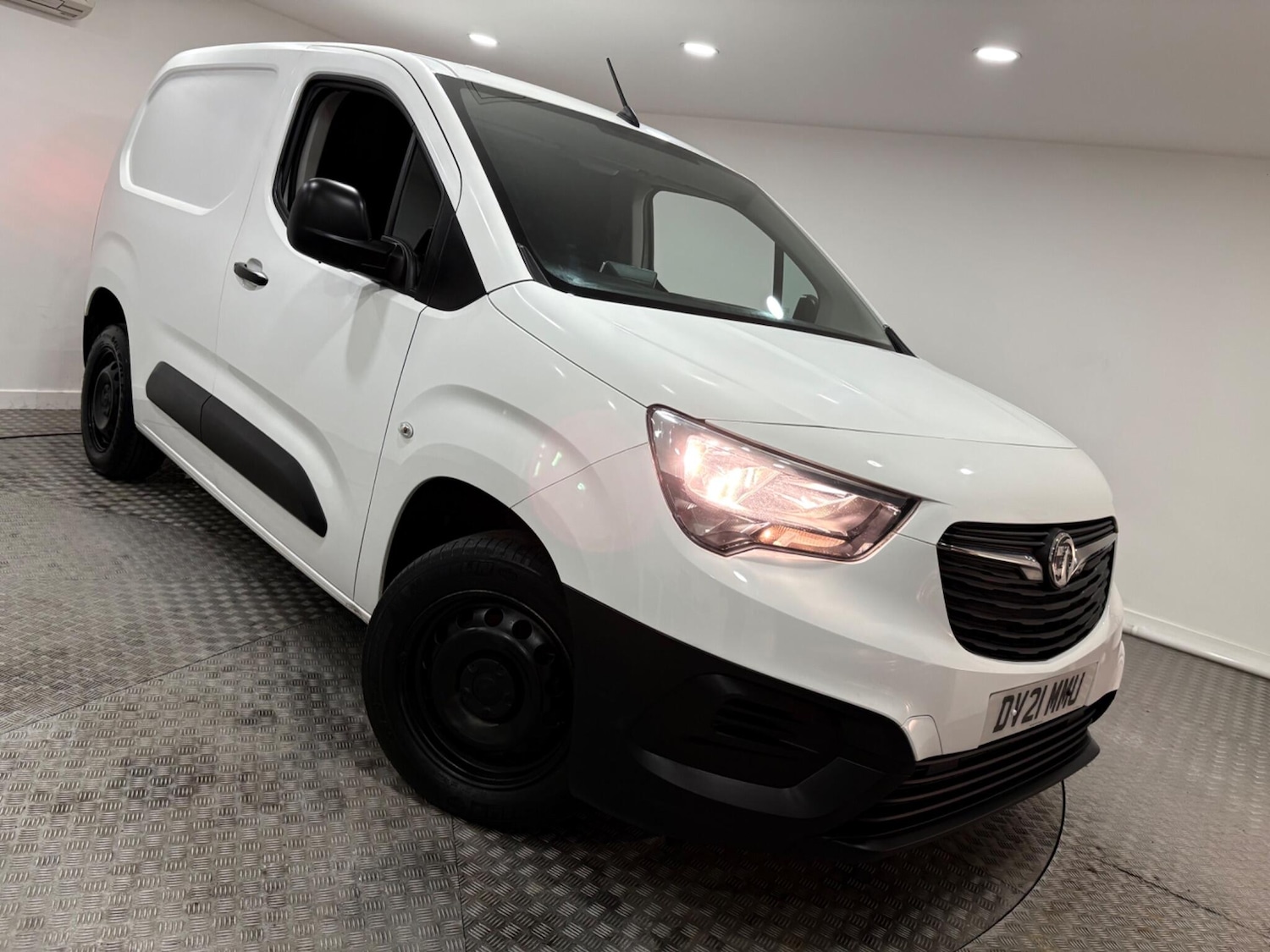 Used Vauxhall Combo 2021 for sale - 77229698: Photo 39