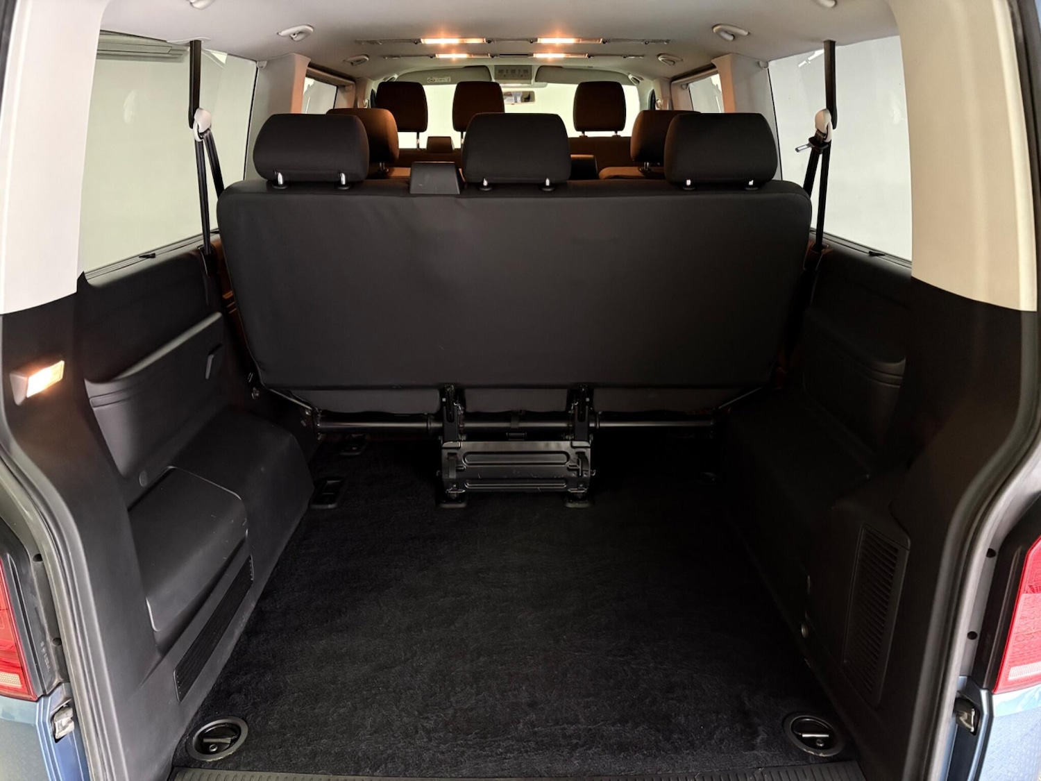 Used Volkswagen Transporter Shuttle 2018 for sale - 76633839: Photo 40