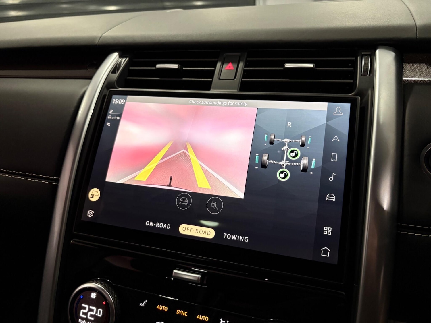 Used Land Rover Discovery 2024 for sale - 78006893: Photo 24