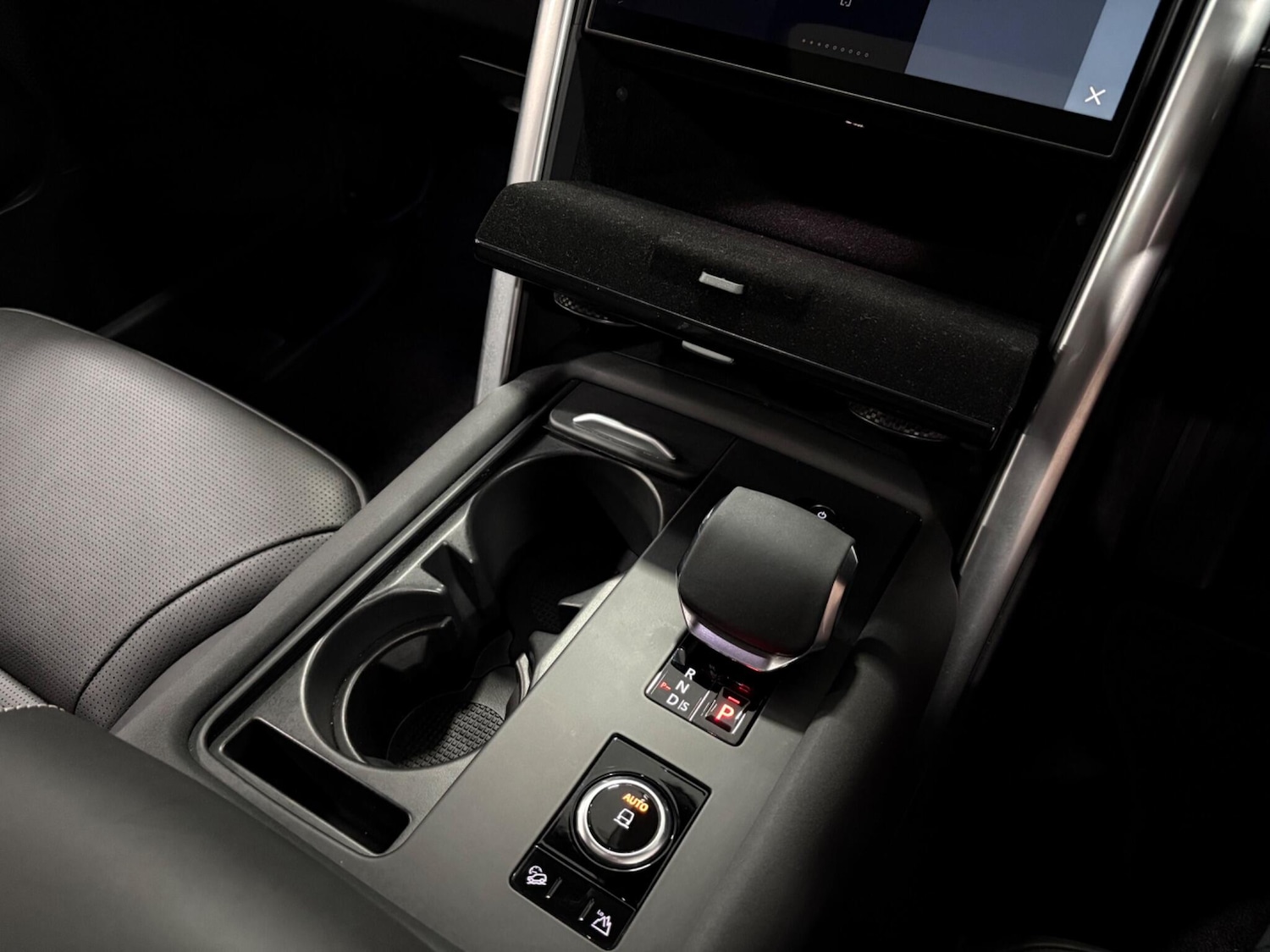 Used Land Rover Discovery 2024 for sale - 78006893: Photo 42