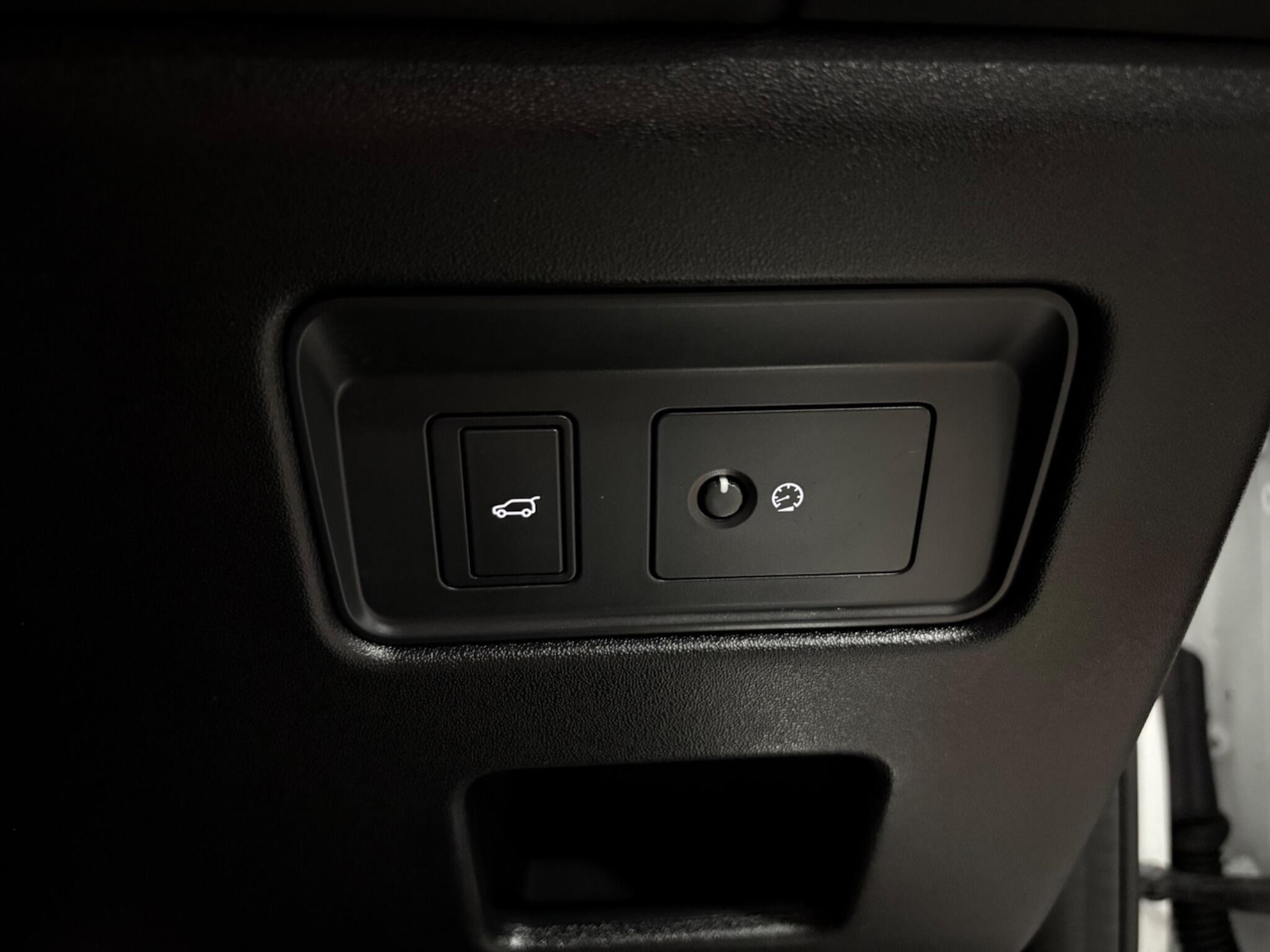 Used Land Rover Discovery 2024 for sale - 78006893: Photo 44