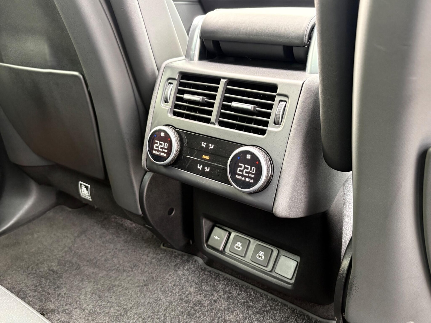 Used Land Rover Discovery 2024 for sale - 78006893: Photo 53