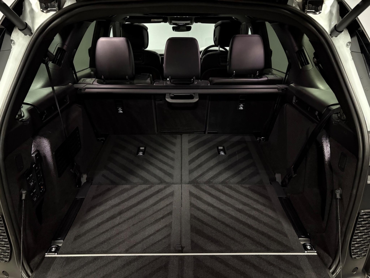 Used Land Rover Discovery 2024 for sale - 78006893: Photo 58