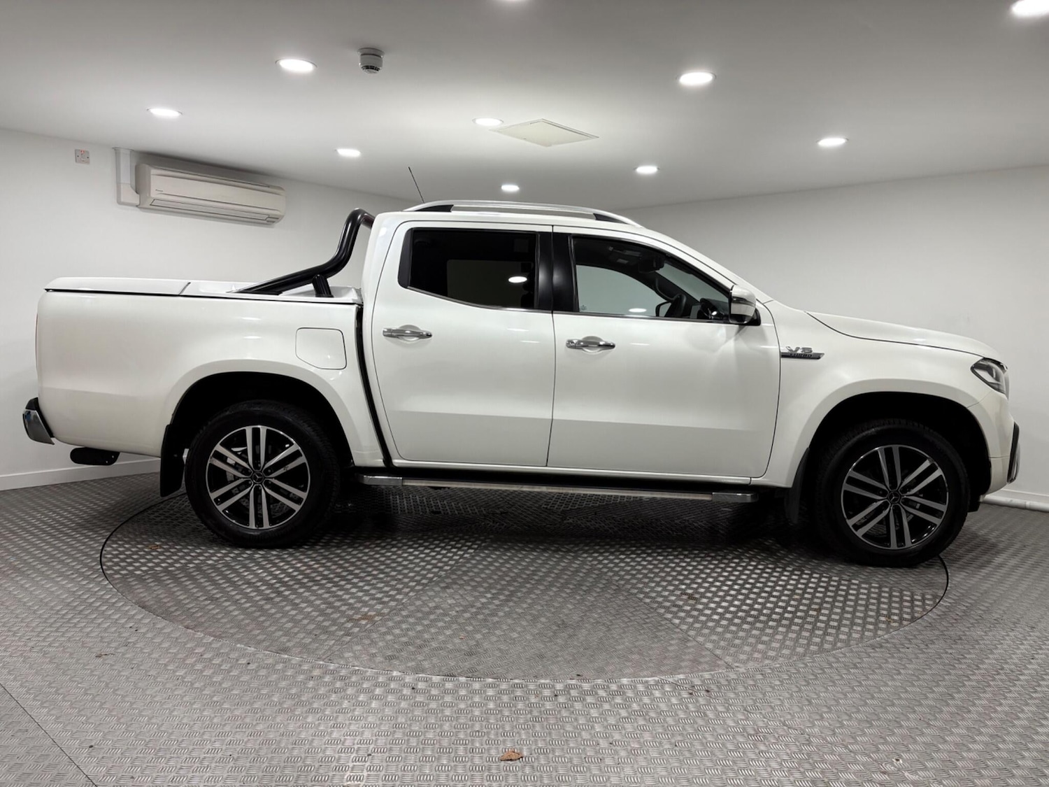 Used Mercedes-Benz X Class 2019 for sale - 76432764: Photo 2