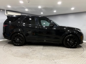 Used Land Rover Discovery 2023 for sale - 79018542: Photo