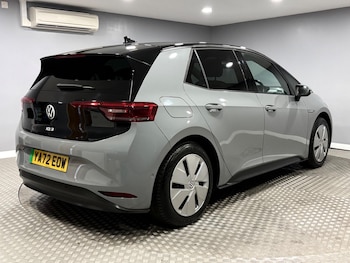 Used Volkswagen ID.3 2023 for sale - 79168408: Photo