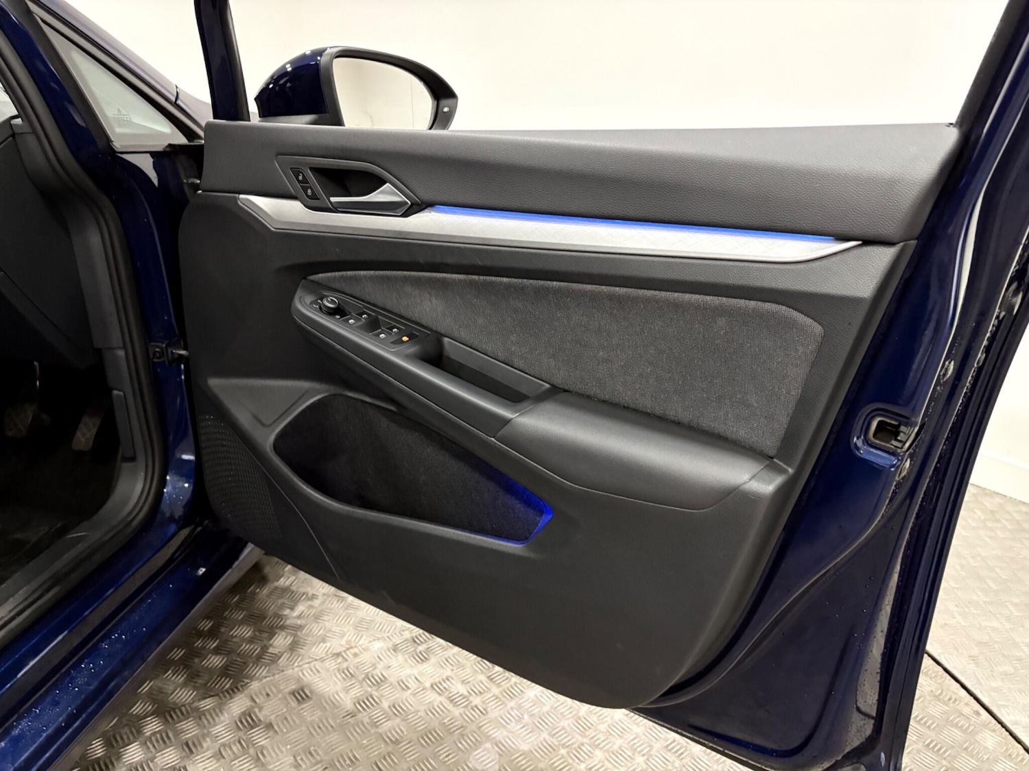 Used Volkswagen Golf 2023 for sale - 77376705: Photo 40