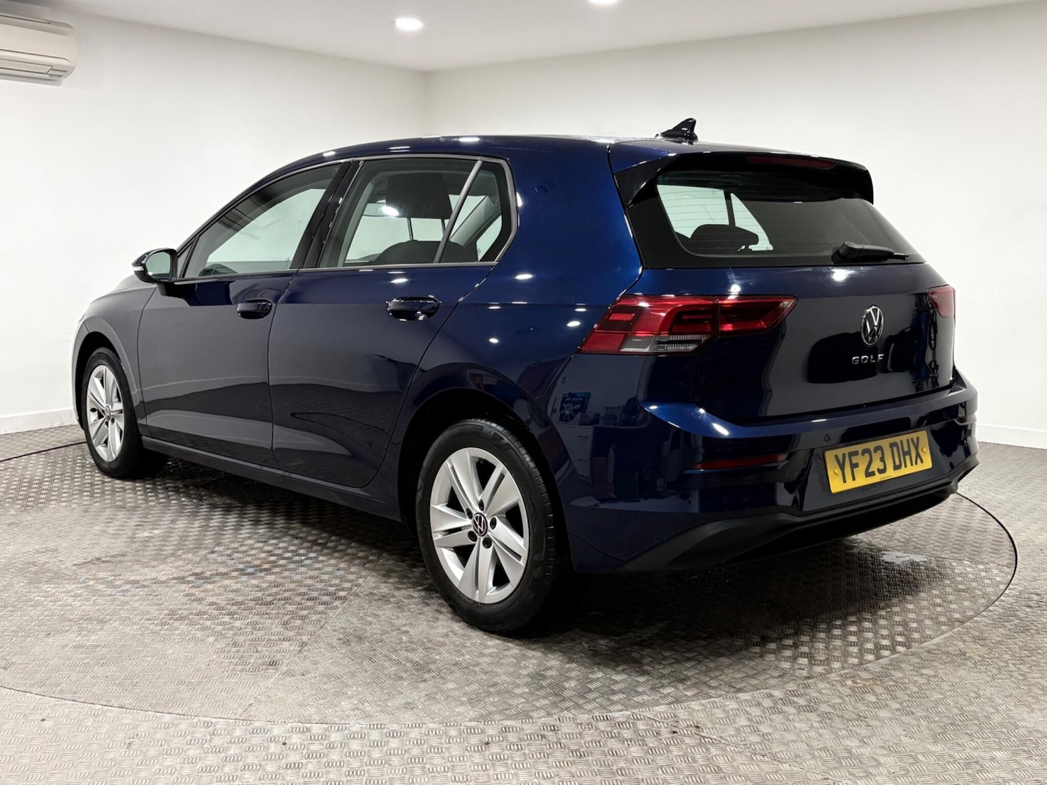 Used Volkswagen Golf 2023 for sale - 77376705: Photo 5