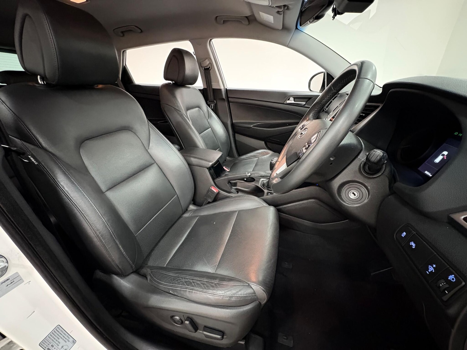 Used Hyundai TUCSON 2018 for sale - 77021236: Photo 12