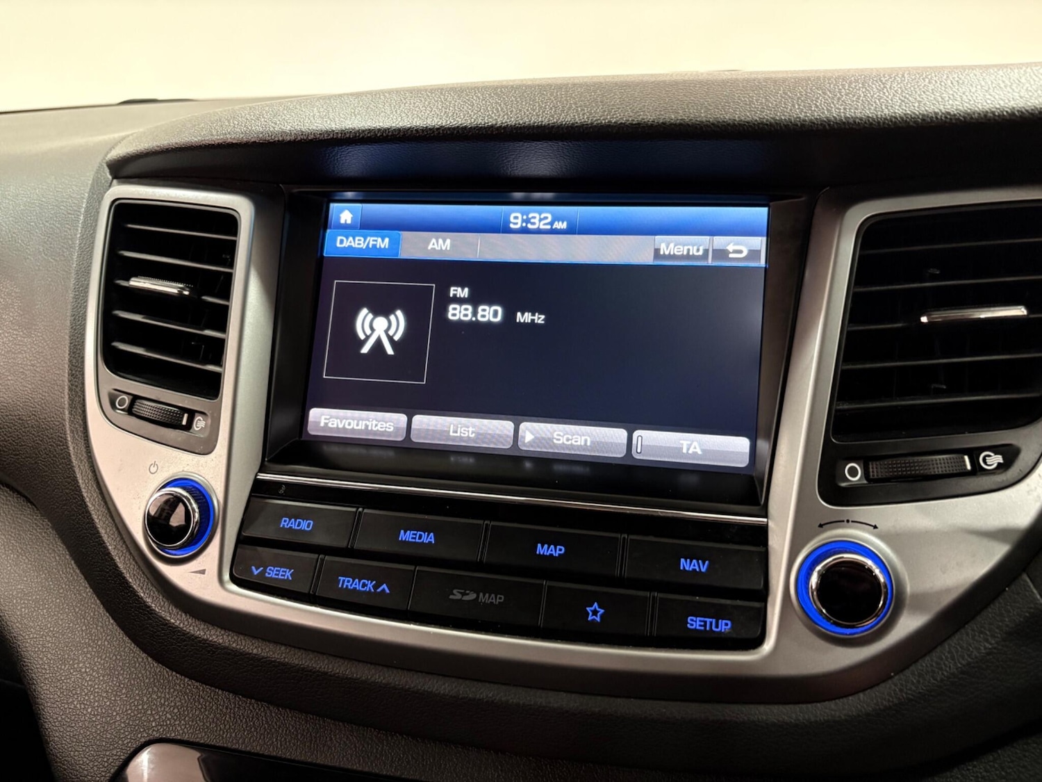 Used Hyundai TUCSON 2018 for sale - 77021236: Photo 28