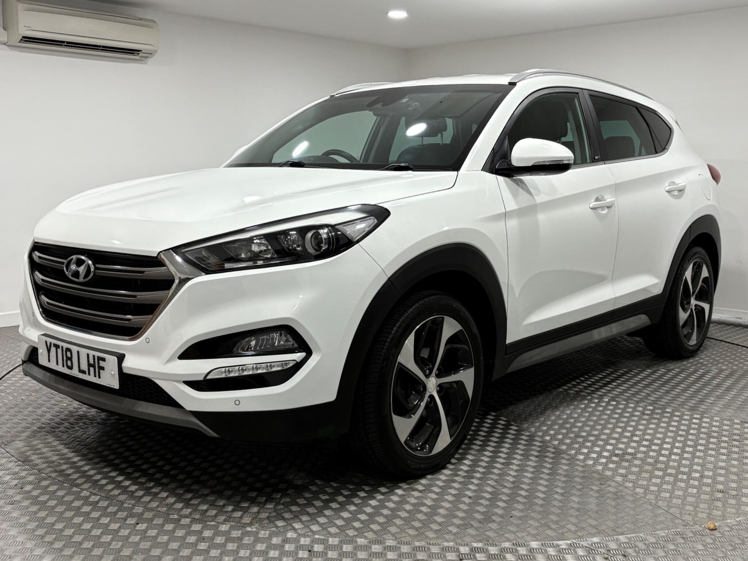 Used Hyundai TUCSON 2018 for sale - 77021236: Photo 7