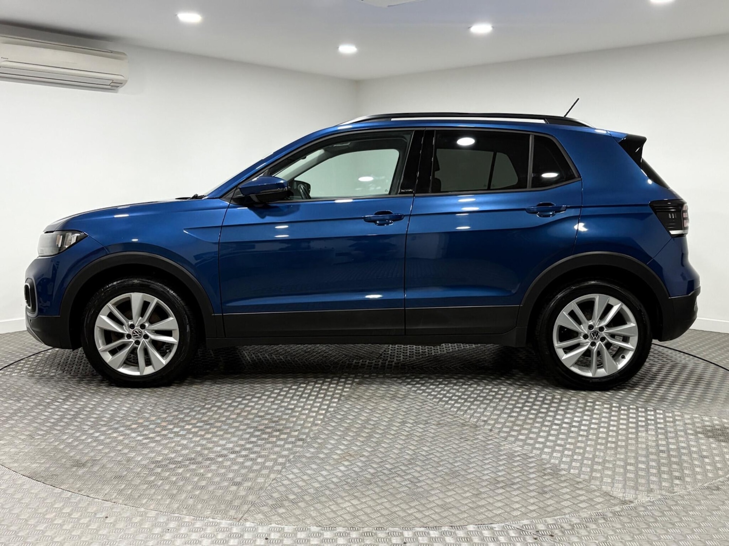 Used Volkswagen T-Cross 2022 for sale - 76094943: Photo 6