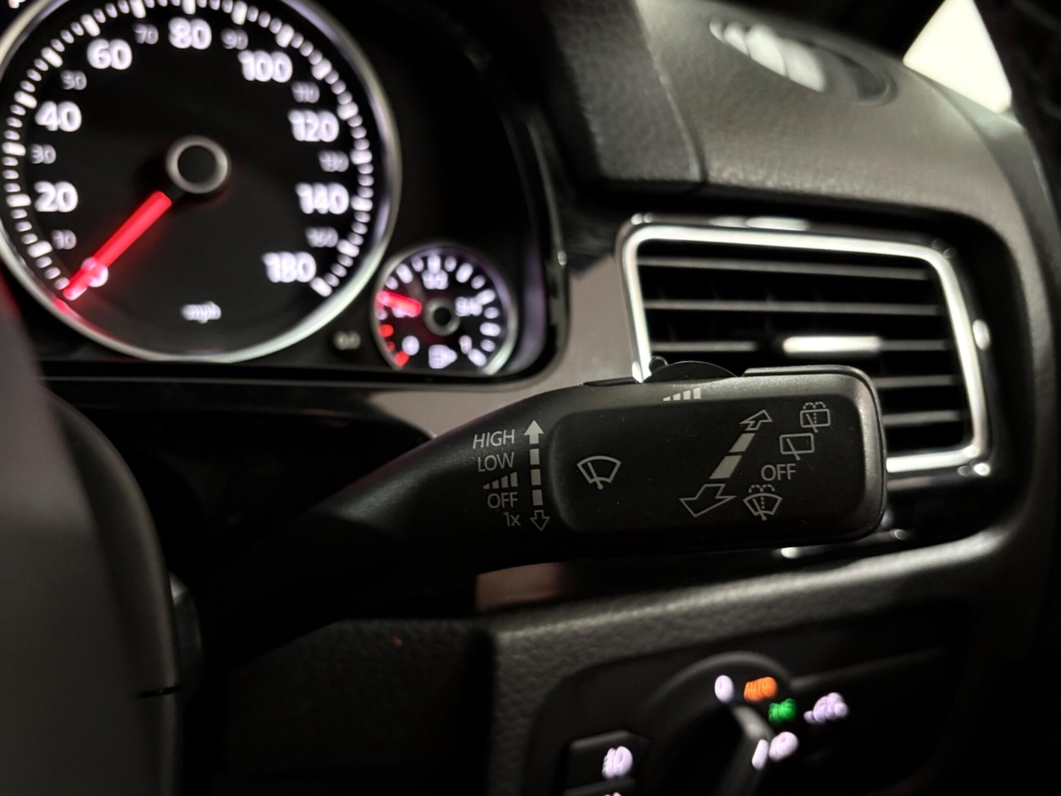 Used Volkswagen Touareg 2018 for sale - 77021117: Photo 19