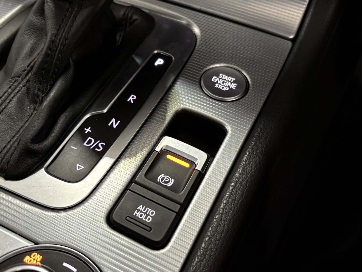 Used Volkswagen Touareg 2018 for sale - 77021117: Photo 29