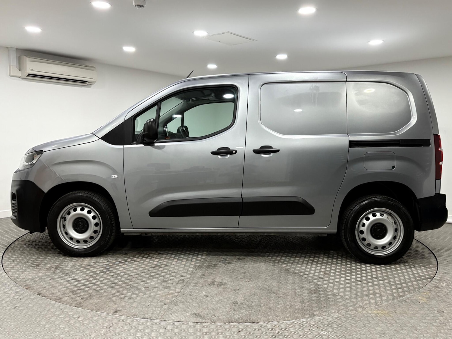 Used Citroen Berlingo 2023 for sale - 77049946: Photo 6