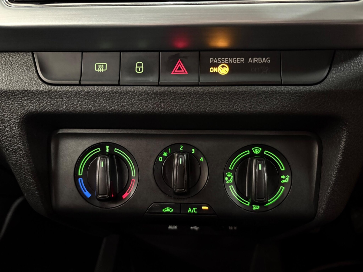 Used Skoda Fabia 2016 for sale - 77132065: Photo 29