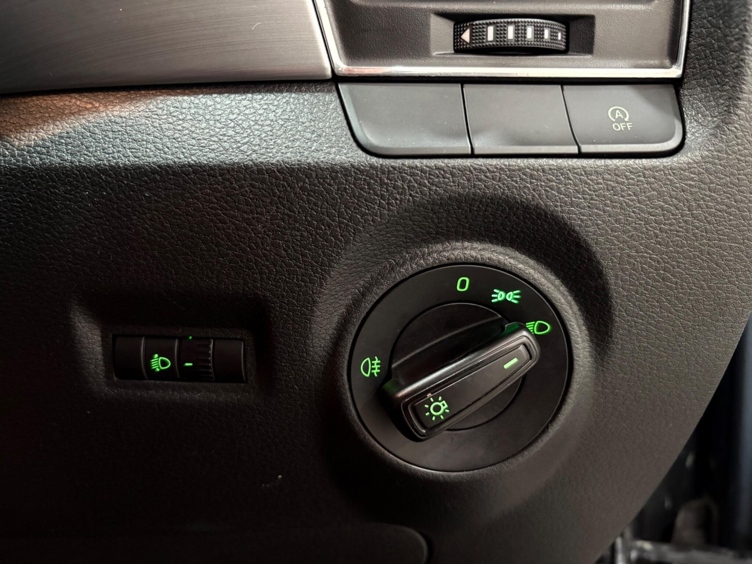 Used Skoda Fabia 2016 for sale - 77132065: Photo 31