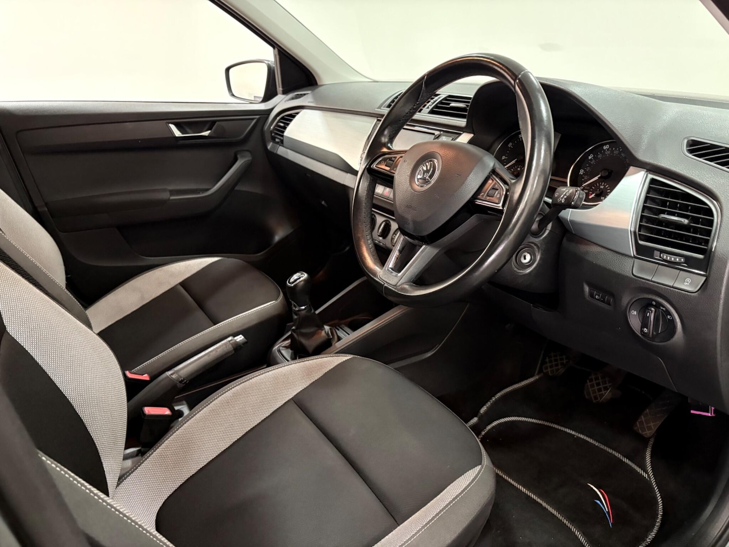 Used Skoda Fabia 2016 for sale - 77132065: Photo 9