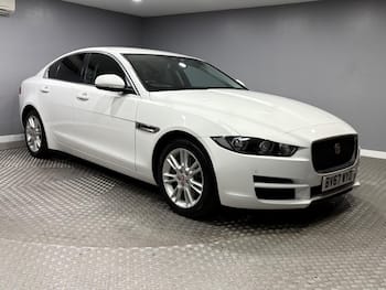 Used Jaguar XE 2017 for sale - 79740355: Photo