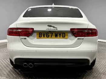 Used Jaguar XE 2017 for sale - 79740355: Photo