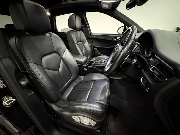 Used Porsche Macan 2019 for sale - 76021160: Photo 12