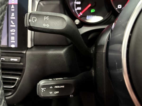 Used Porsche Macan 2019 for sale - 76021160: Photo 16