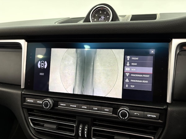 Used Porsche Macan 2019 for sale - 76021160: Photo 21