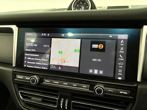 Used Porsche Macan 2019 for sale - 76021160: Photo 29