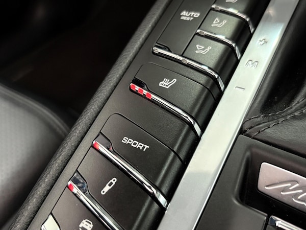 Used Porsche Macan 2019 for sale - 76021160: Photo 35