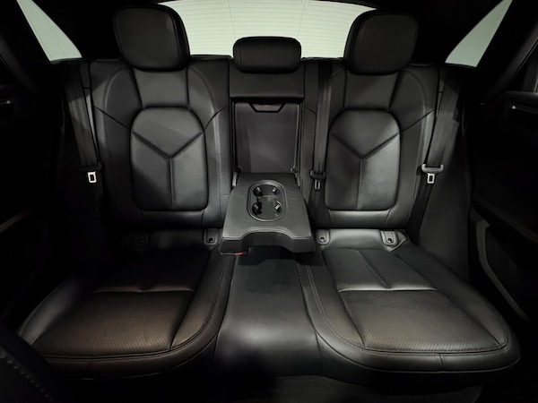 Used Porsche Macan 2019 for sale - 76021160: Photo 43