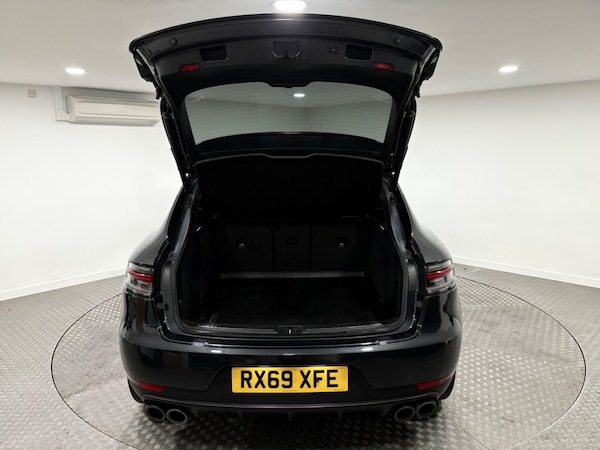 Used Porsche Macan 2019 for sale - 76021160: Photo 47