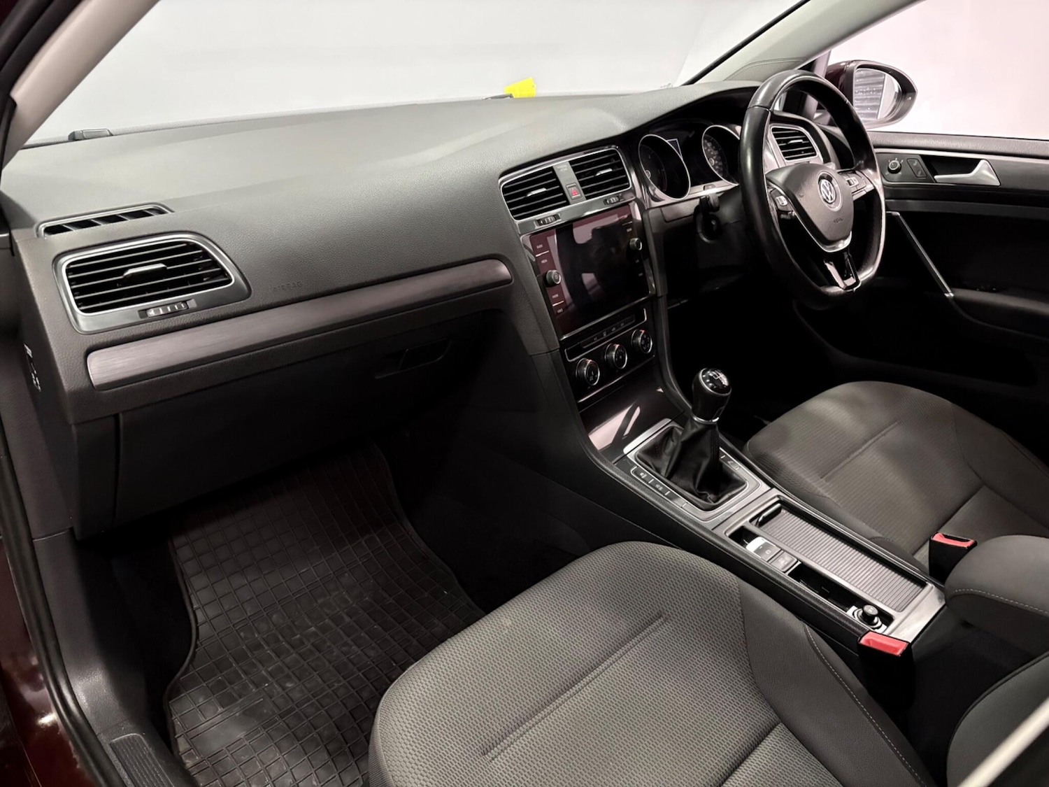 Used Volkswagen Golf 2017 for sale - 77969738: Photo 11