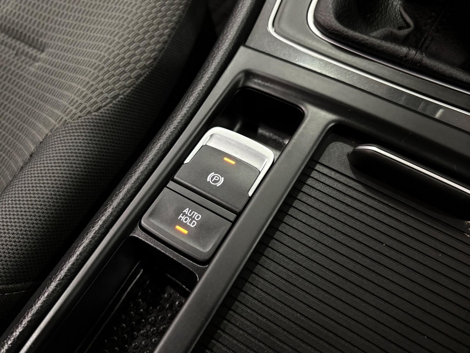 Used Volkswagen Golf 2017 for sale - 77969738: Photo 31