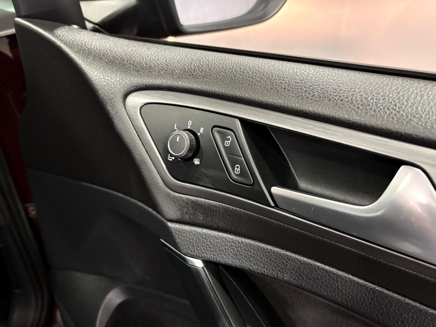 Used Volkswagen Golf 2017 for sale - 77969738: Photo 35