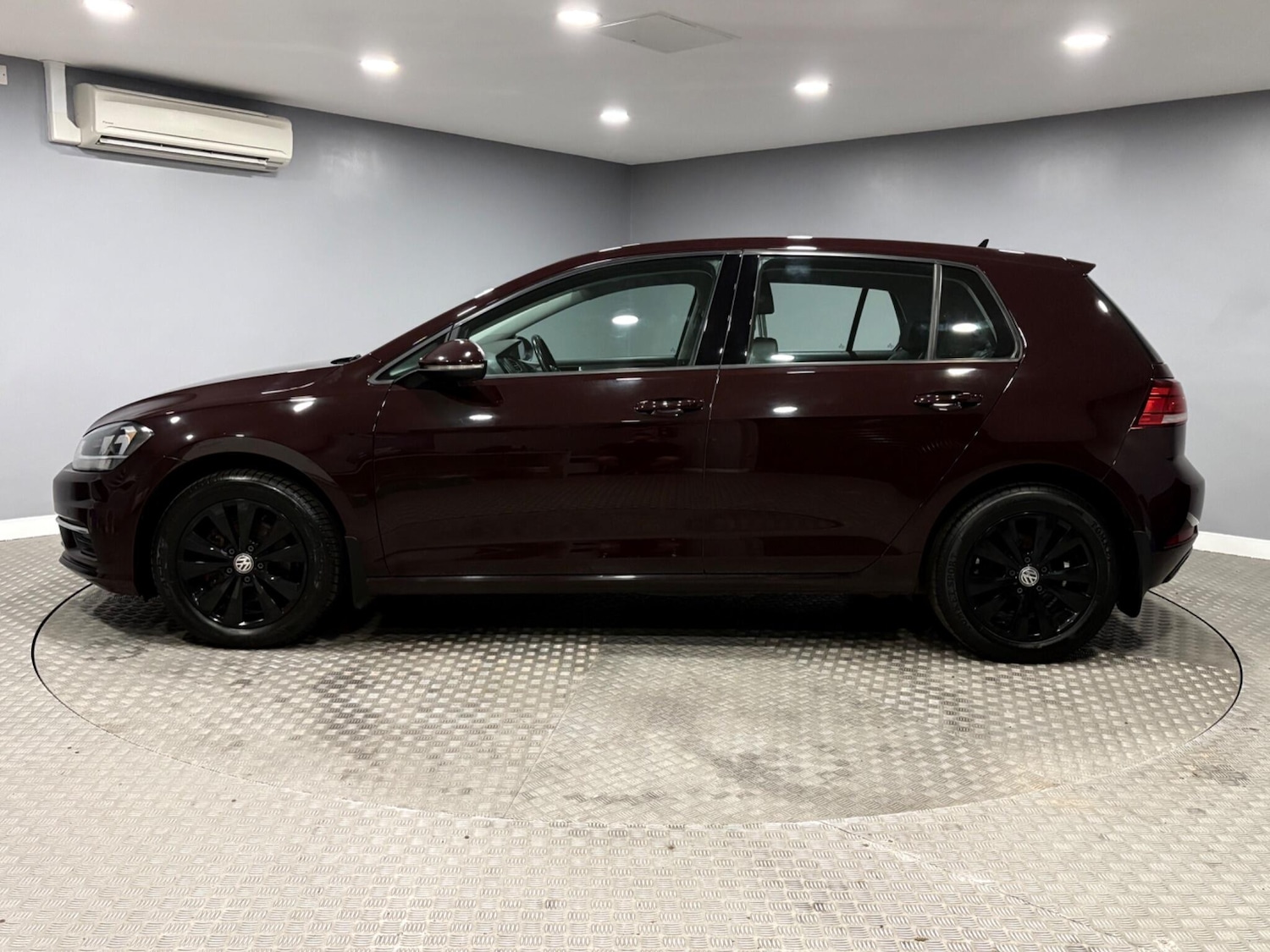 Used Volkswagen Golf 2017 for sale - 77969738: Photo 6