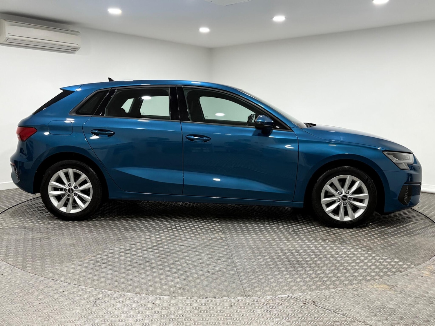 Used Audi A3 2022 for sale - 76839384: Photo 2