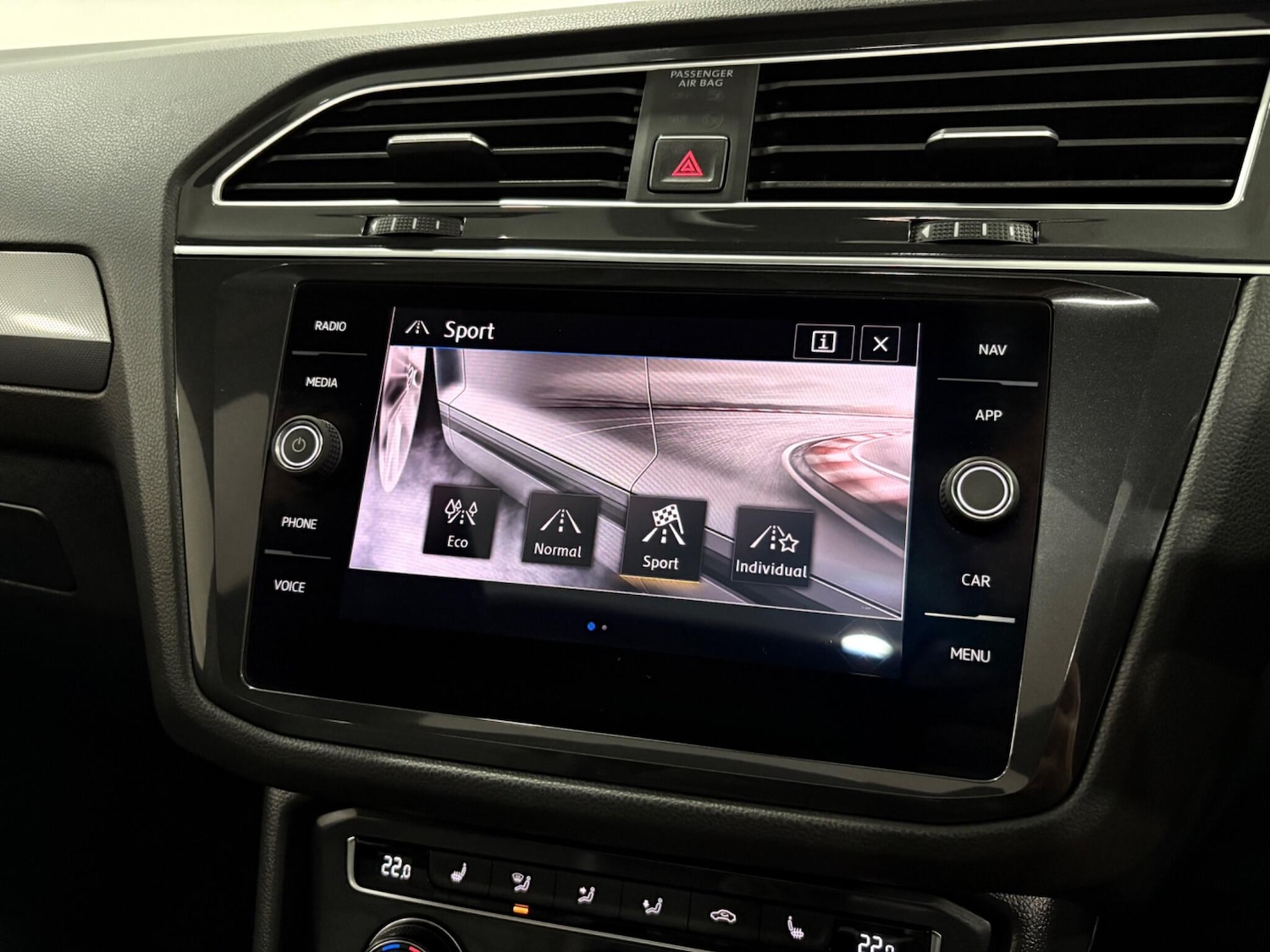 Used Volkswagen Tiguan 2018 for sale - 77021159: Photo 29