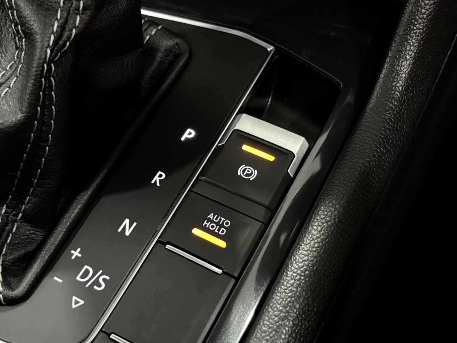 Used Volkswagen Tiguan 2018 for sale - 77021159: Photo 35